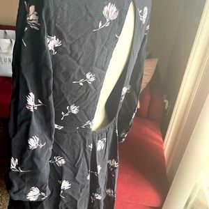 Buckle backless dress